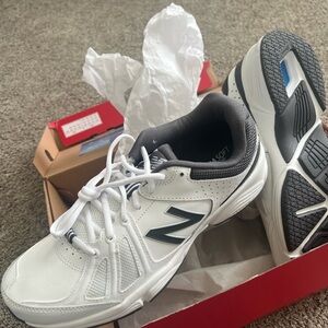 New Balance Men's MX519WG2, White/Grey Size 10